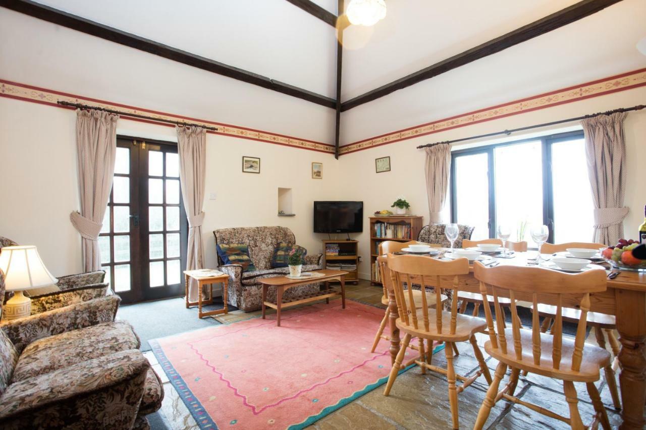 Sharlands Farm Holiday Cottages Bude Esterno foto