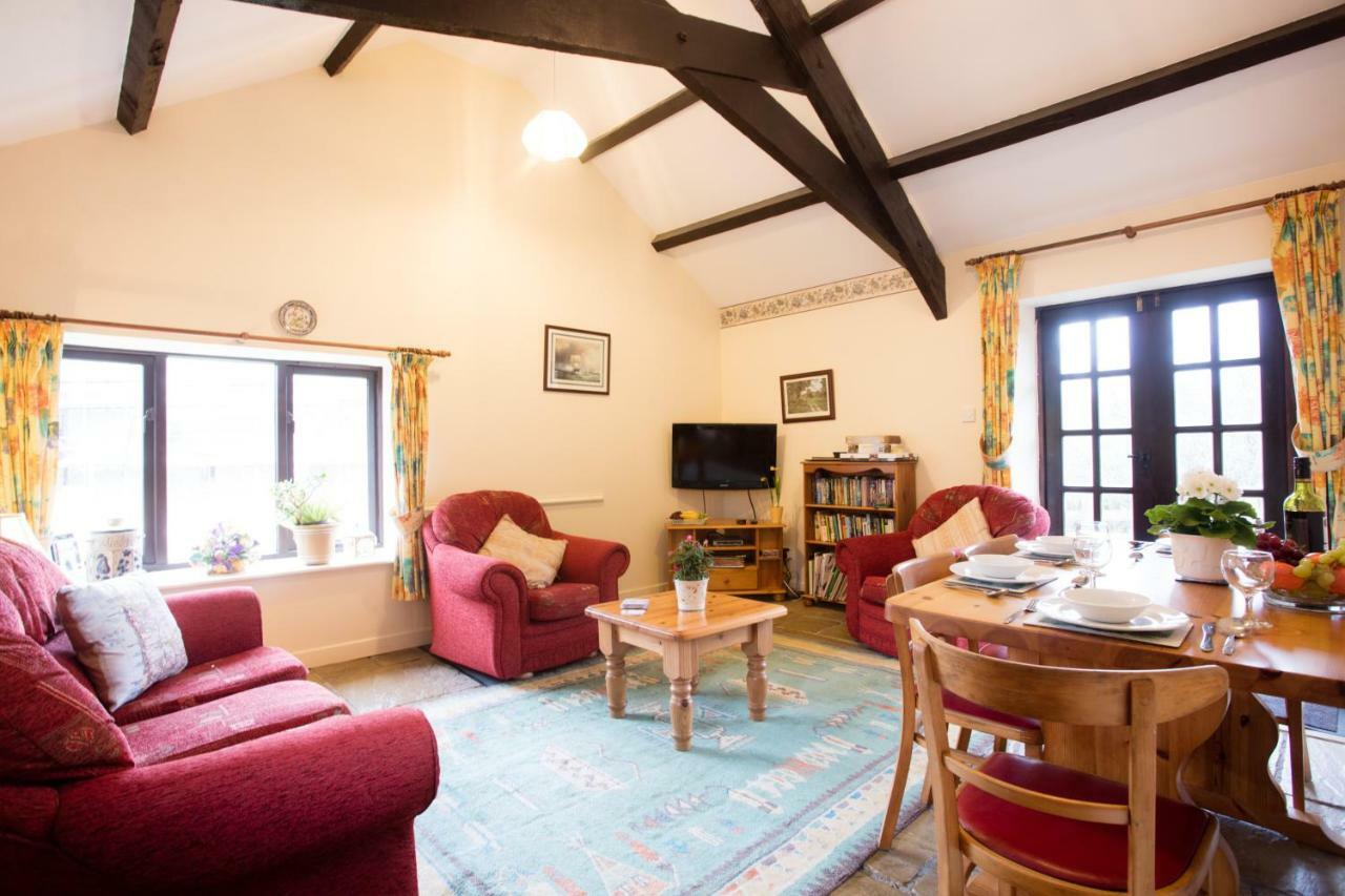 Sharlands Farm Holiday Cottages Bude Esterno foto